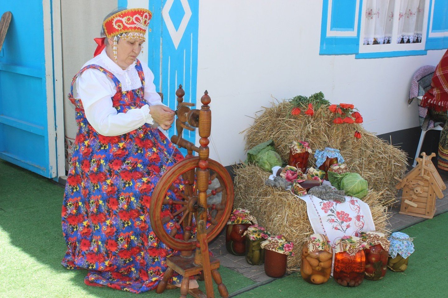 Выставка село. Кубанская ярмарка. Деревенские Ремесла. Ярмарка в Кубанском стиле. Ярмарка народных промыслов.